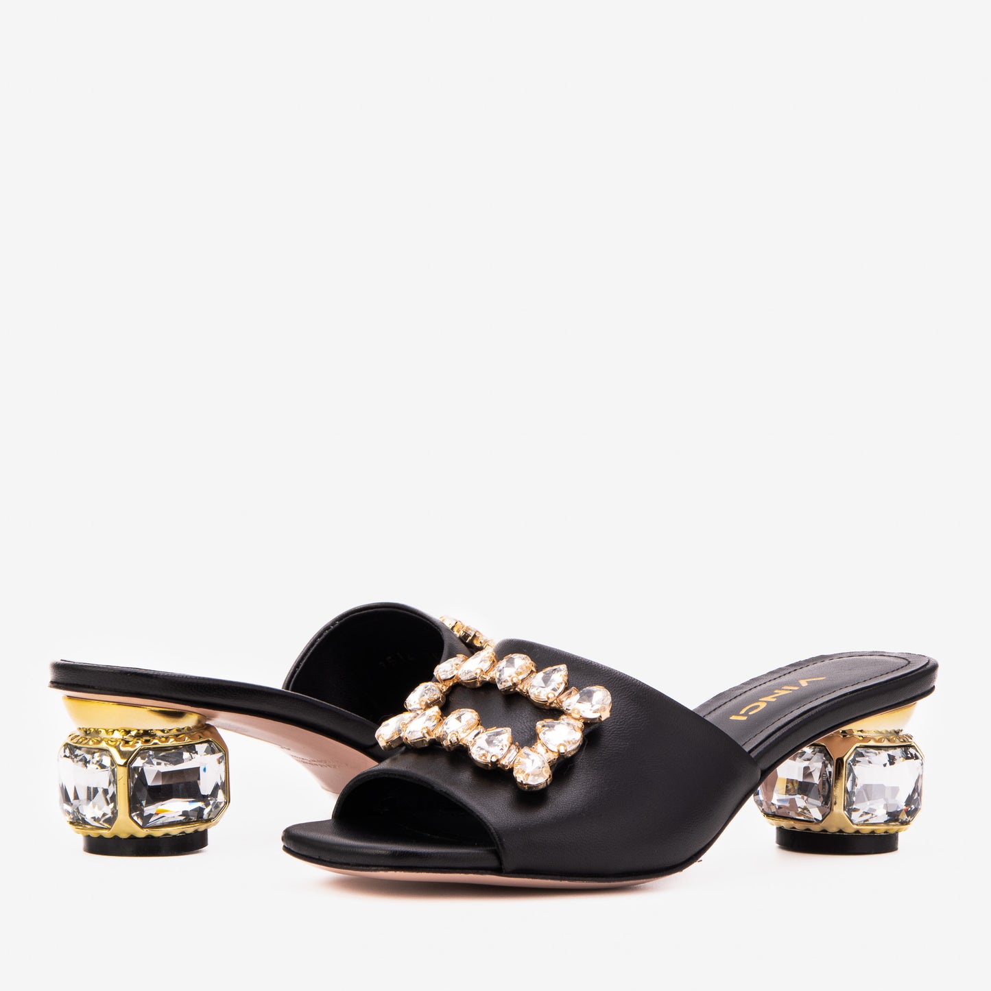 Sandalia de Mujer con Tacón de Cristal Negro Noctara