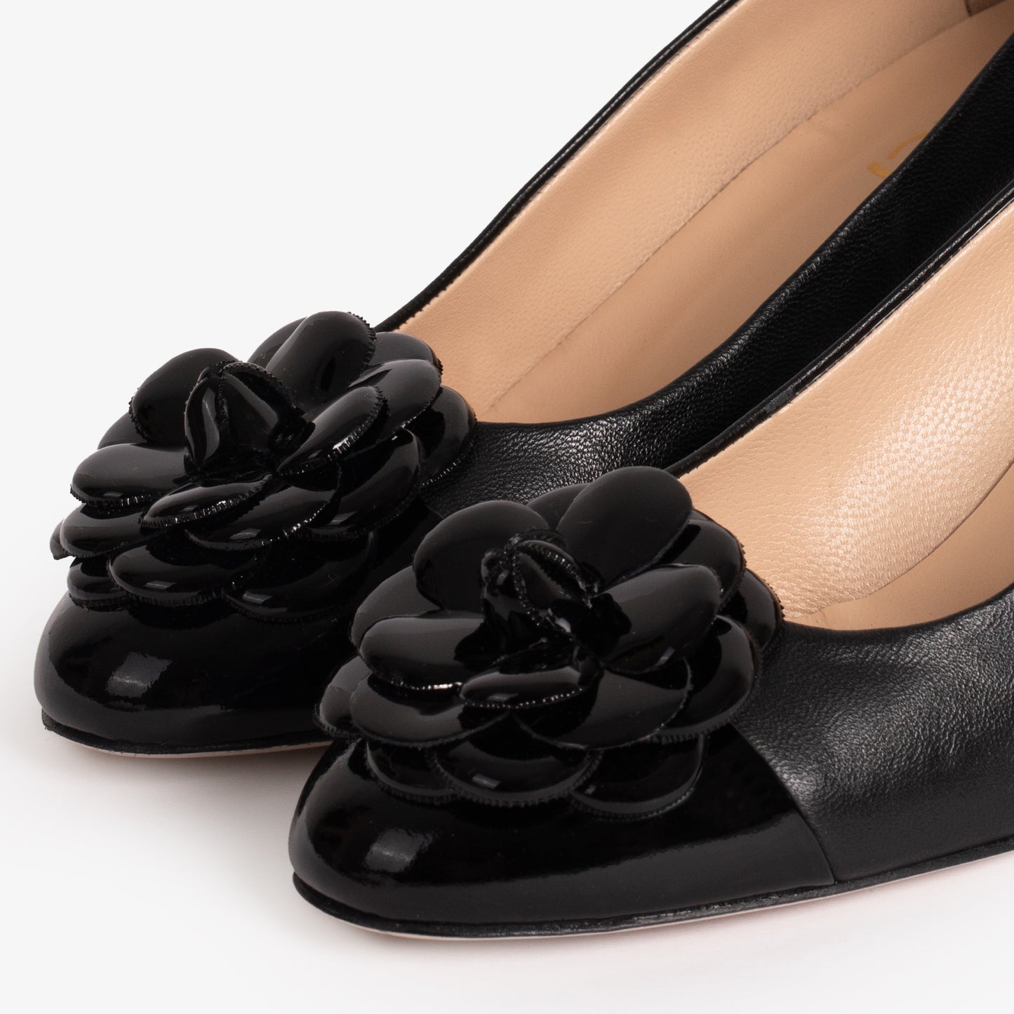 Zapatos de tacón de bloque con puntera de cuero negro Diva para mujer 