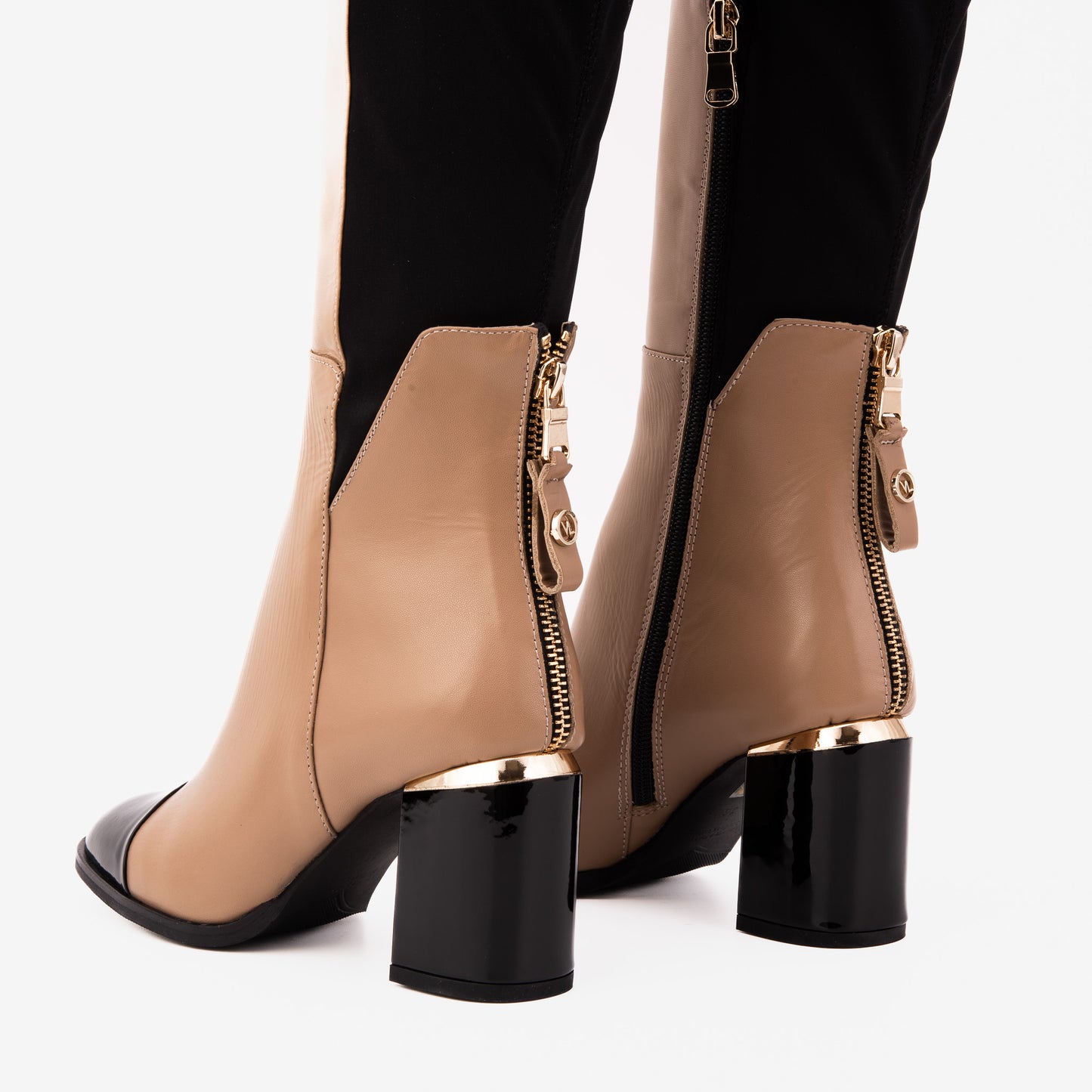 Las botas de mujer de cuero crema Verona hasta la rodilla