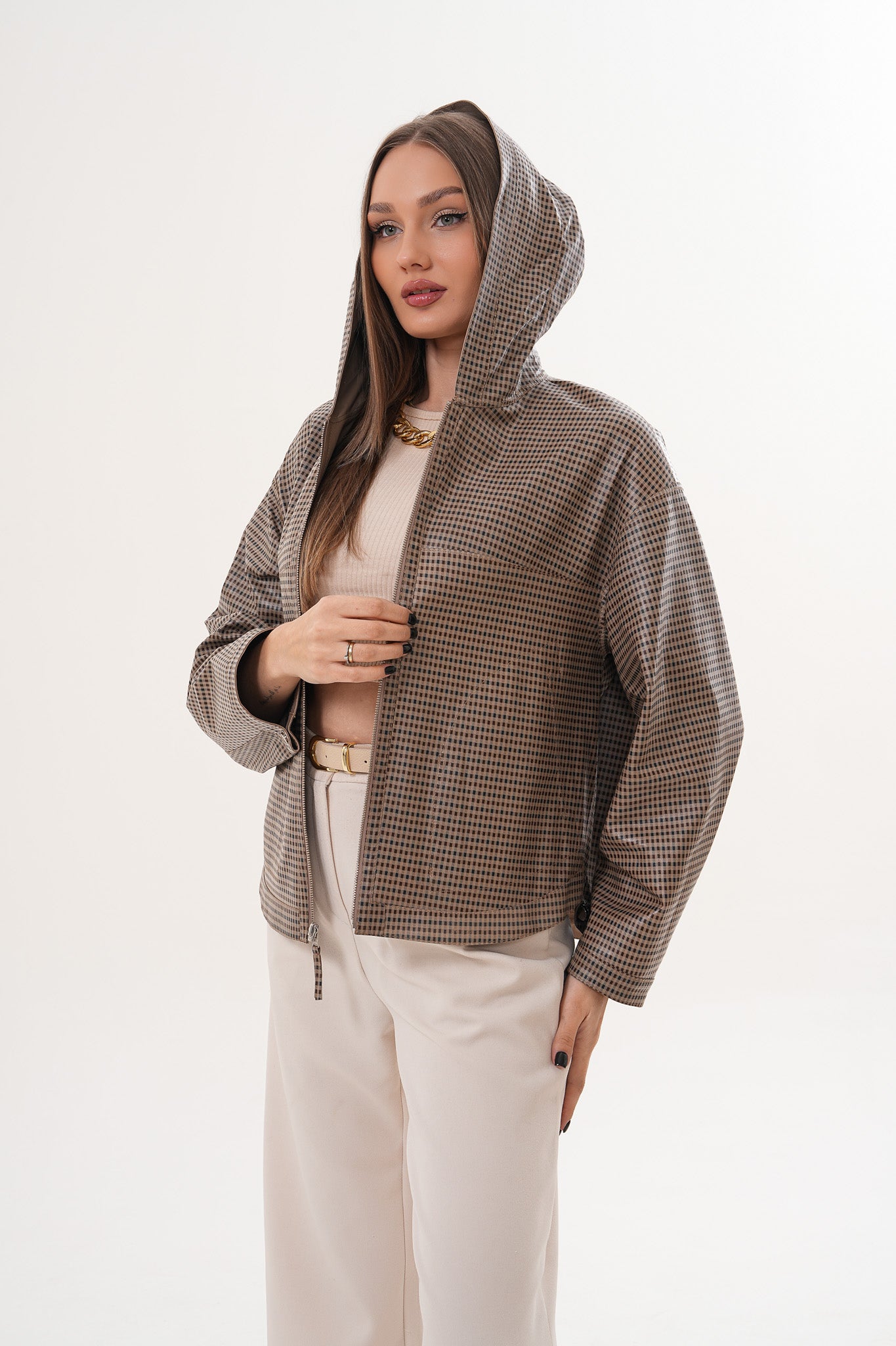 Chaqueta reversible con capucha para mujer de cuero auténtico color topo Elvaria