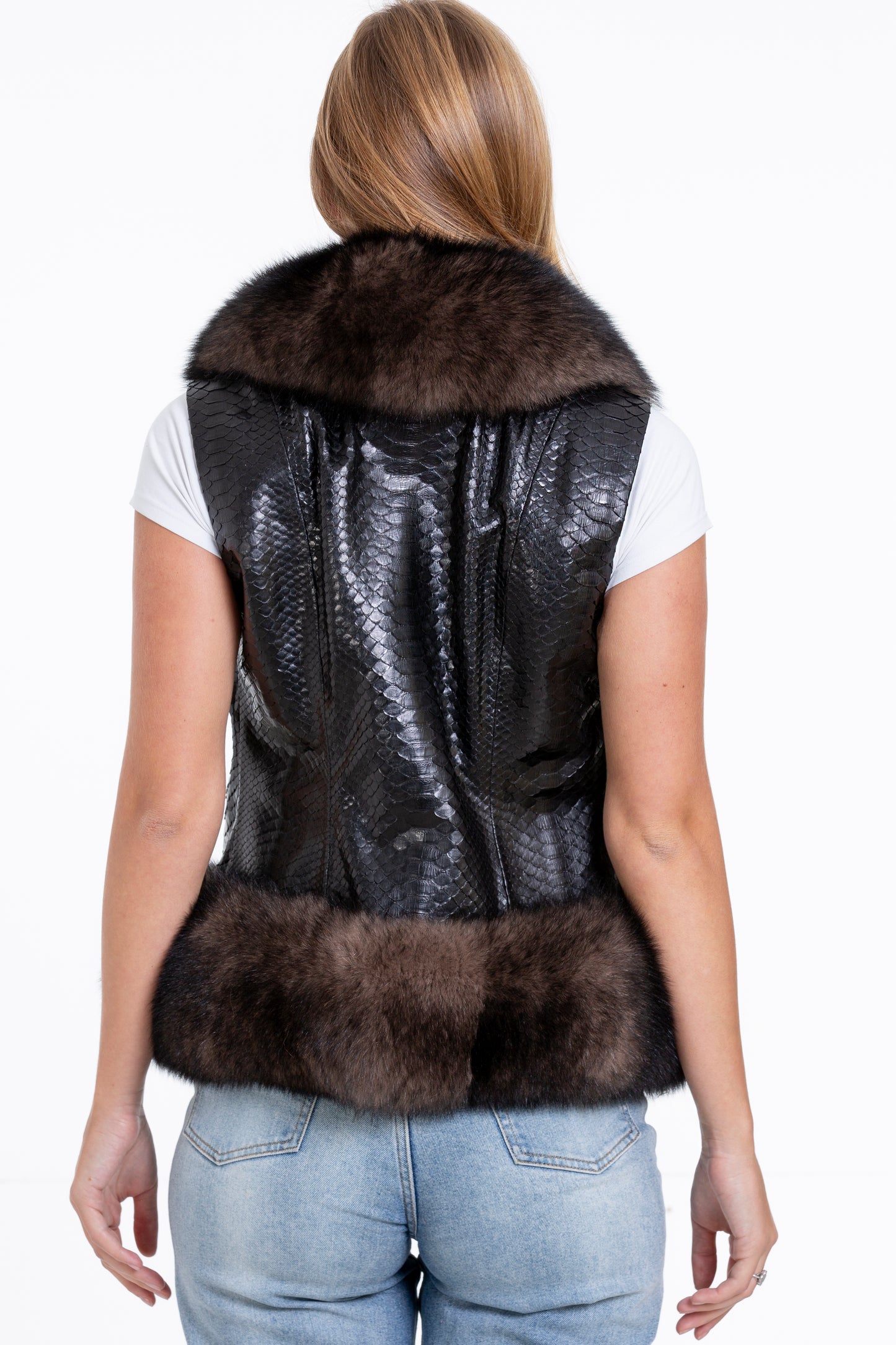 Chaleco tipo jersey de piel de pitón negra Fitzroy con chaqueta de piel de zorro pura para mujer 