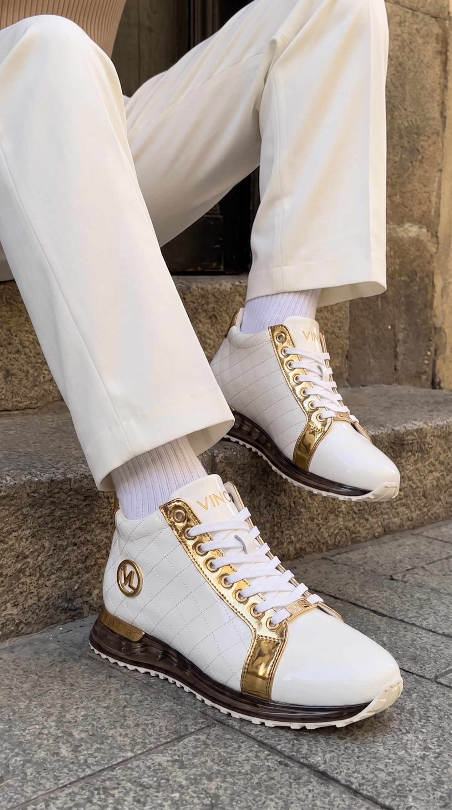 Zapatilla alta para hombre Prestige edición limitada blanca y dorada