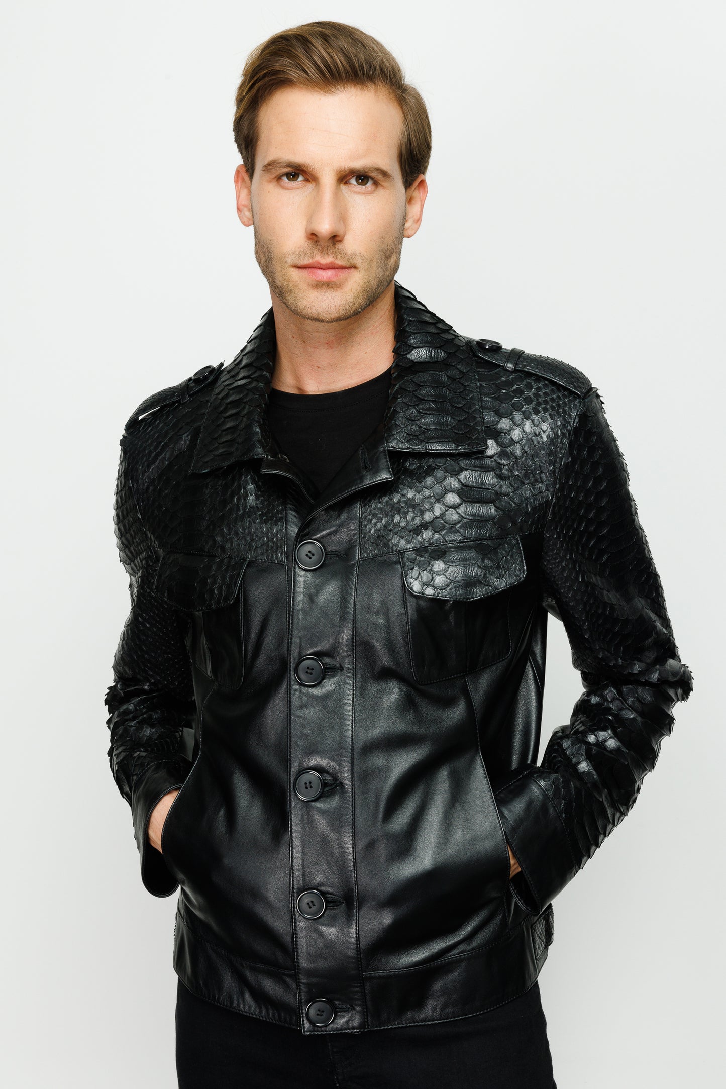 Chaqueta para hombre de cuero negro con piel de pitón Manteca