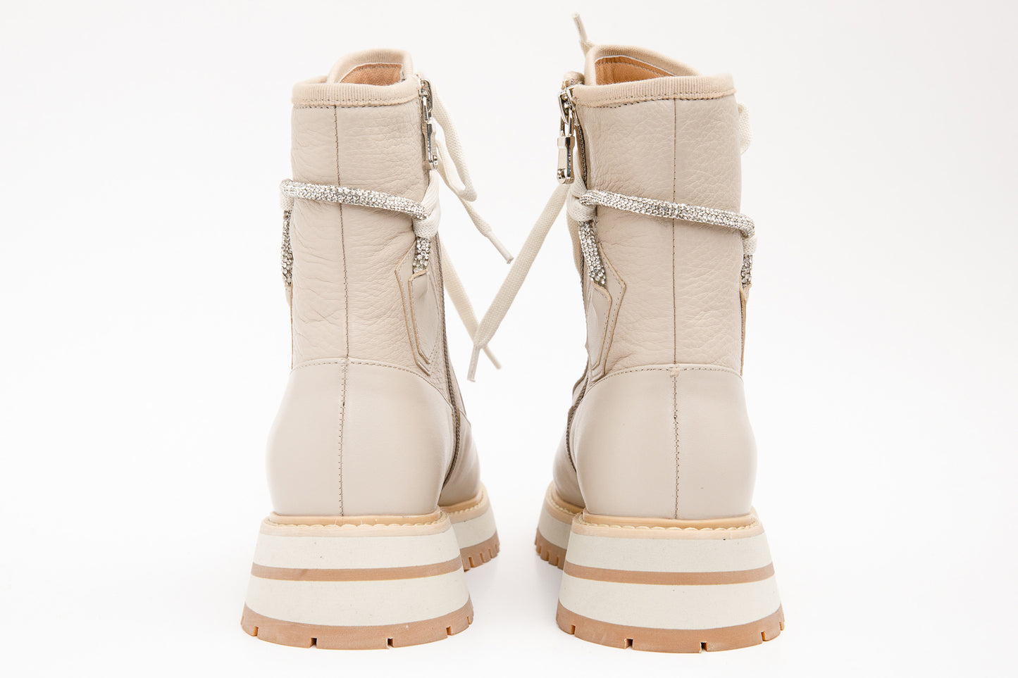 Botín de mujer con cordones y cremallera lateral de piel color crema Arata