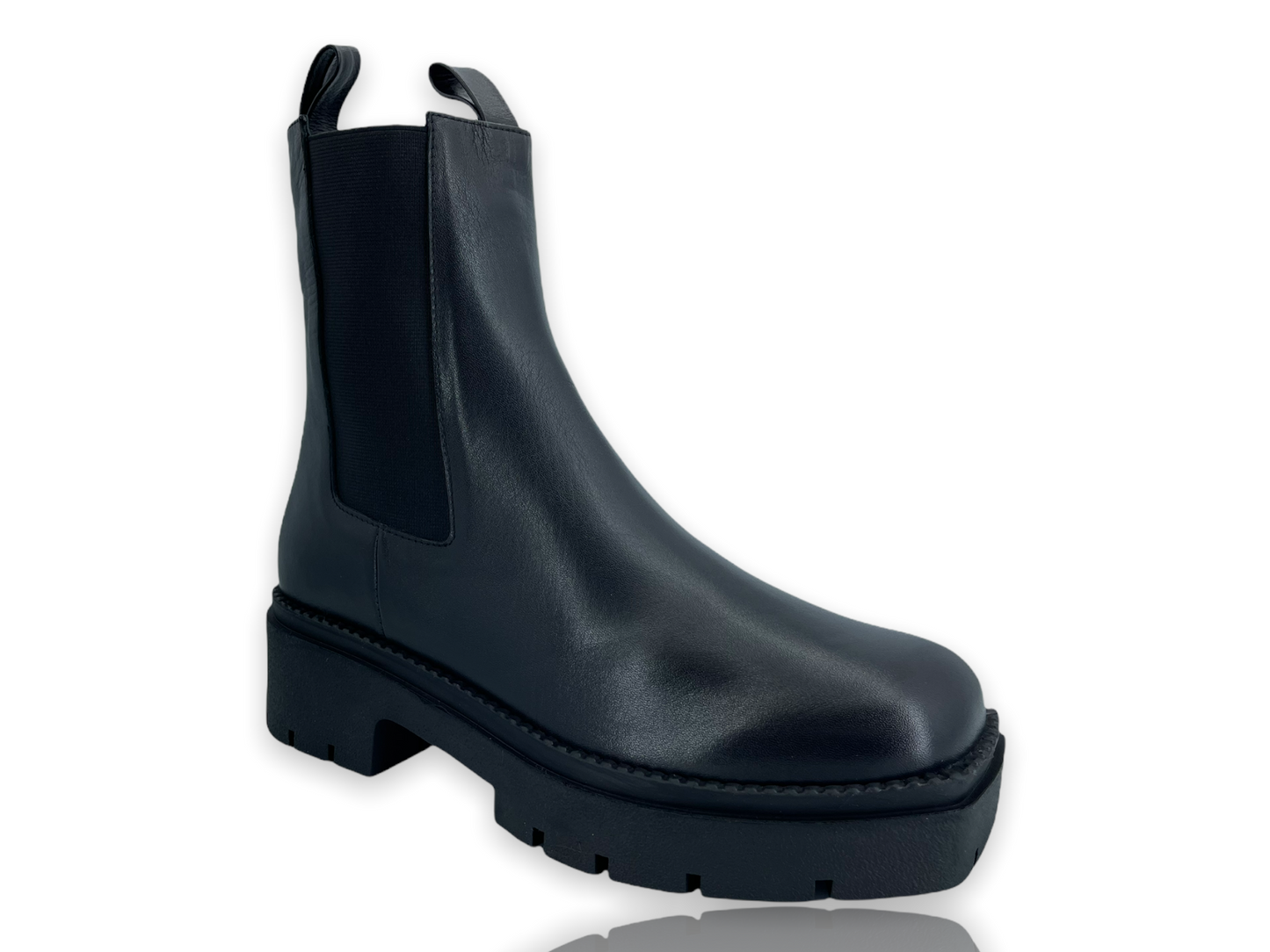 Bota de piel negra Olga ¡VENTA FINAL!