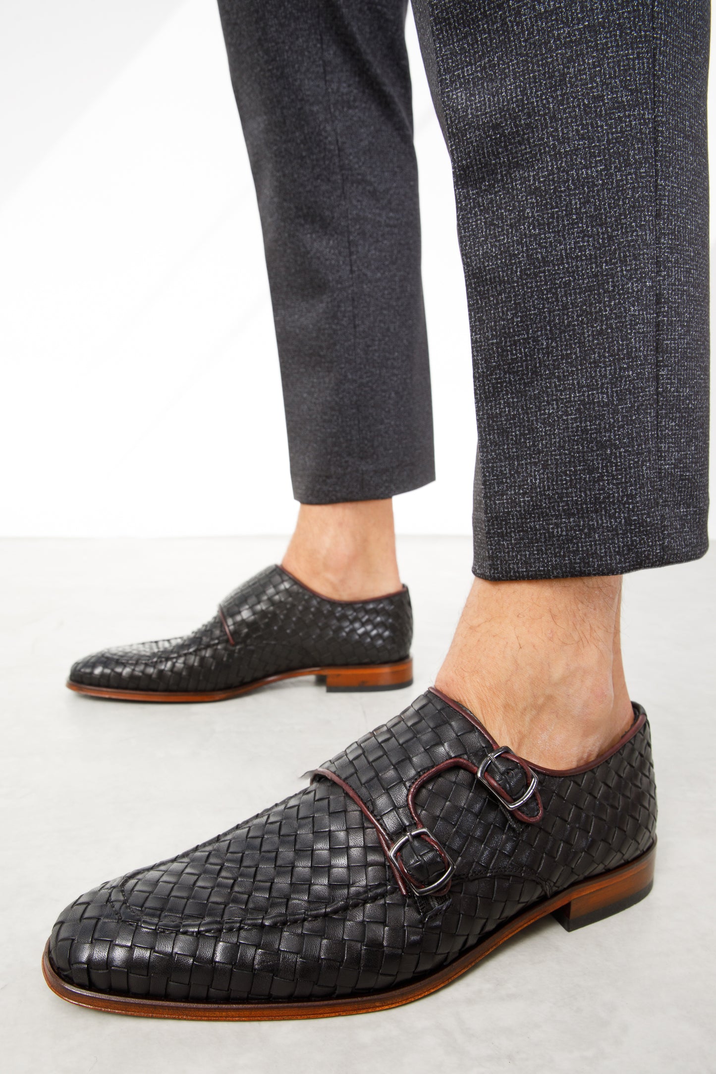 Zapatos de vestir para hombre con doble hebilla y tejido negro Turan